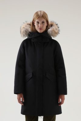 Woolrich Clothing - Woolrich Adirondack Waterproof Parka in GORE-TEX with Detachable Hood and Fur Trim Off Black Women DL82302 Clothing