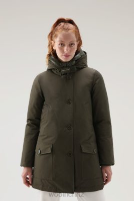 Woolrich Clothing - Woolrich Arctic Parka in Ramar Cloth with Four Pockets Dark Green Women DL82350 Clothing