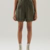 Woolrich Clothing - Woolrich Shorts in Linen Blend with Pockets Dark Green Women DL8223 Clothing