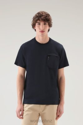 Woolrich Clothing - Woolrich T-shirt in Pure Organic Cotton with Taslan Nylon Zip Pocket Melton Blue Men DL82632 Clothing