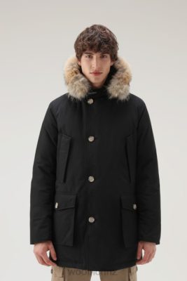 Woolrich NZ - Woolrich Arctic Parka in Ramar Cloth with Detachable Fur Trim Black Men DL82835 Clothing