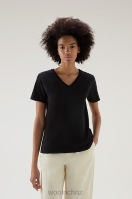 Woolrich NZ - Woolrich V-neck T-shirt in Pure Cotton Black Women DL82187 Clothing