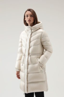 Woolrich Parka - Woolrich Aliquippa Silky Long Down Jacket with a Drawstring Waist Milky Cream Women DL82285 Clothing