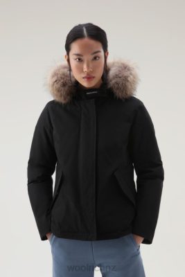 Woolrich Parka - Woolrich Short Arctic Parka in Ramar Cloth with Detachable Fur Black Women DL82369 Clothing